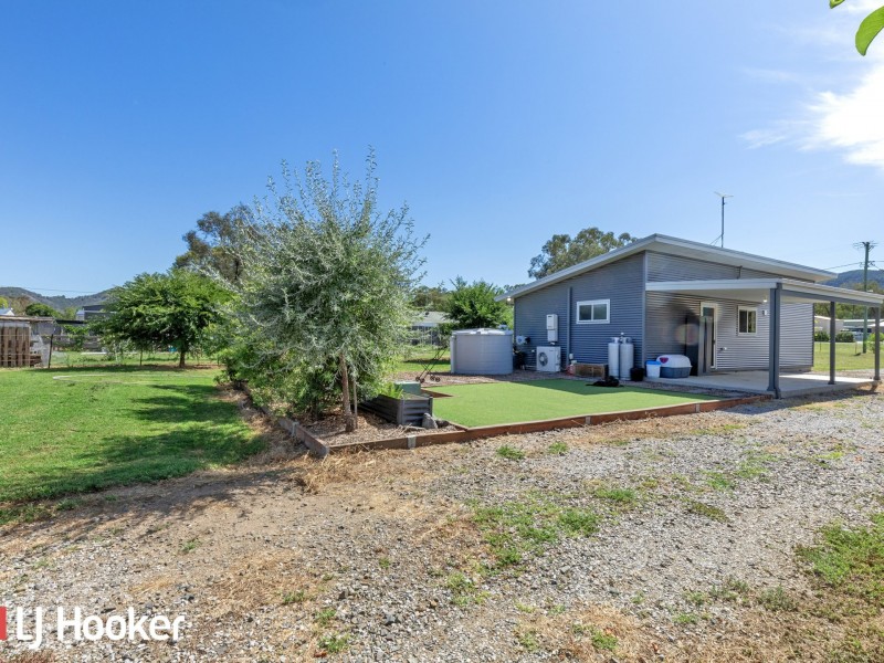 9 Maunder Street, Moonbi NSW 2353