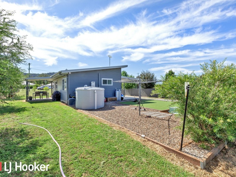 9 Maunder Street, Moonbi NSW 2353