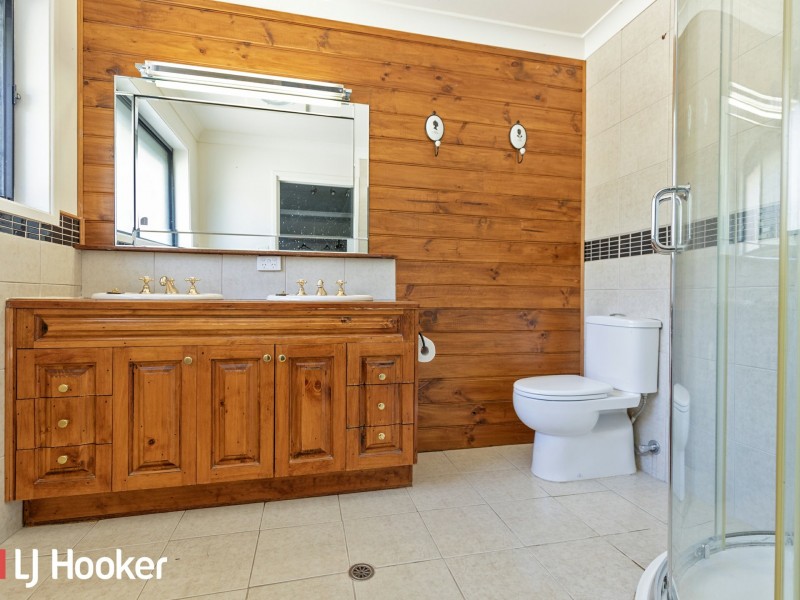 5 Lawrence Avenue, Kingswood NSW 2340