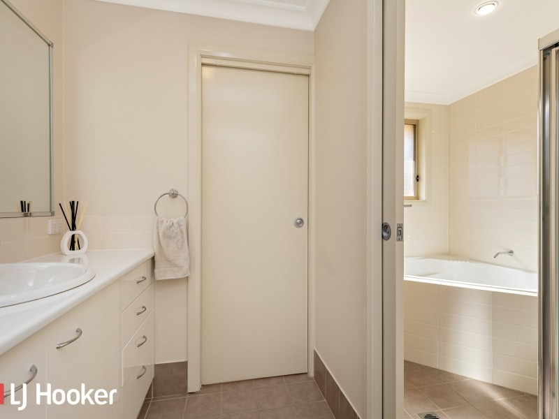52 Warwick Road, Hillvue NSW 2340