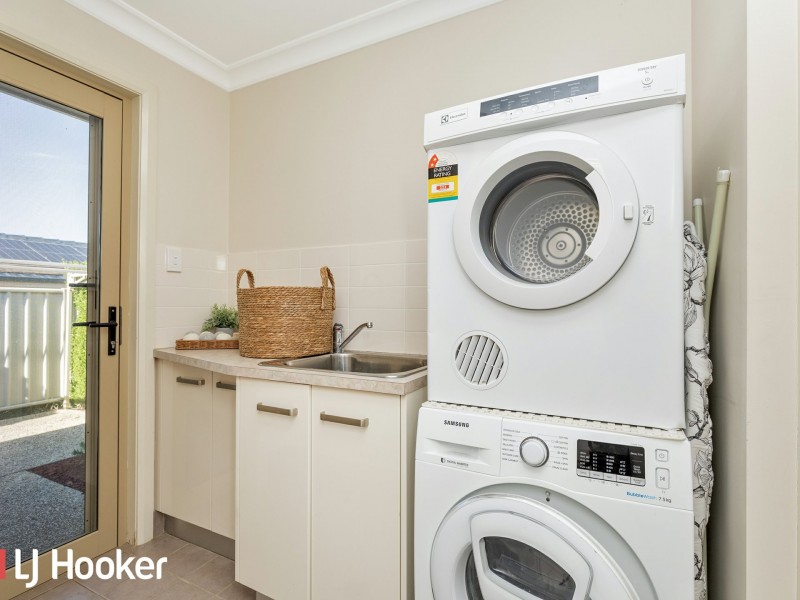 52 Warwick Road, Hillvue NSW 2340