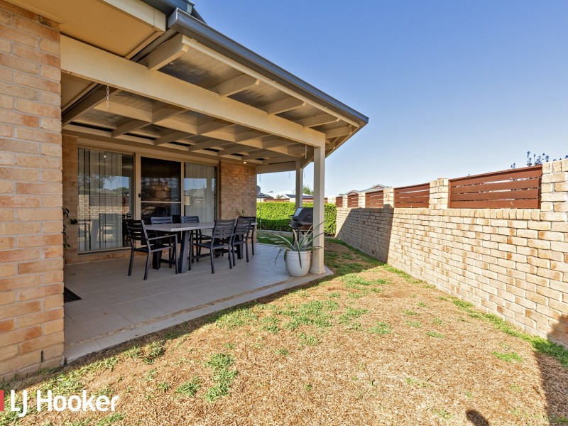 52 Warwick Road, Hillvue NSW 2340