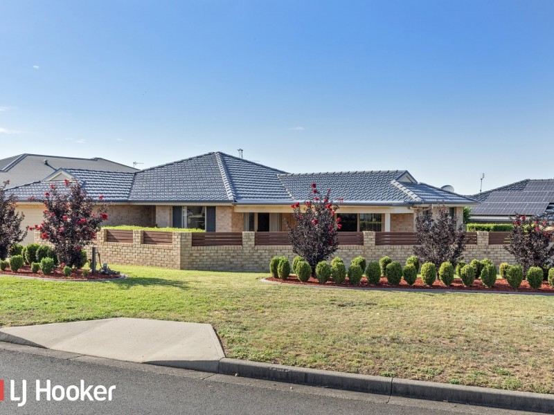 52 Warwick Road, Hillvue NSW 2340