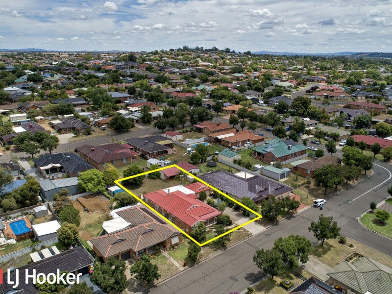 20 Banjos Circuit, Hillvue NSW 2340