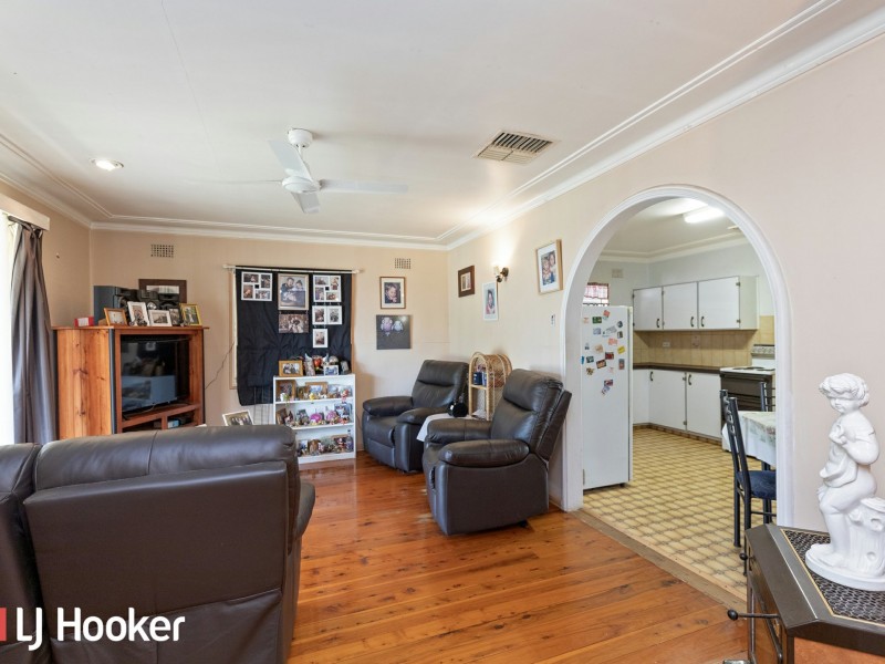 36 Holland Street, South Tamworth NSW 2340