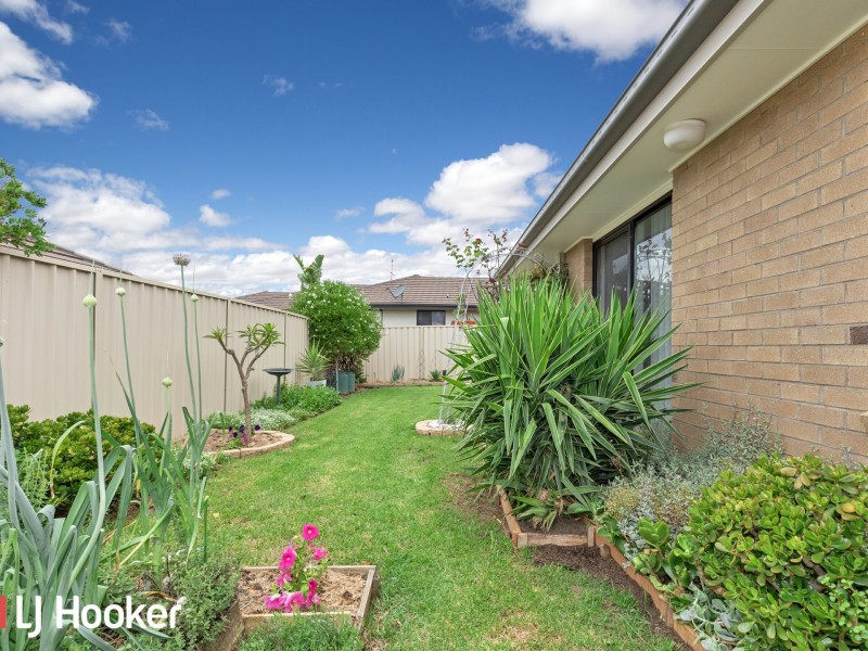 2/10 Falcon Drive, Calala NSW 2340