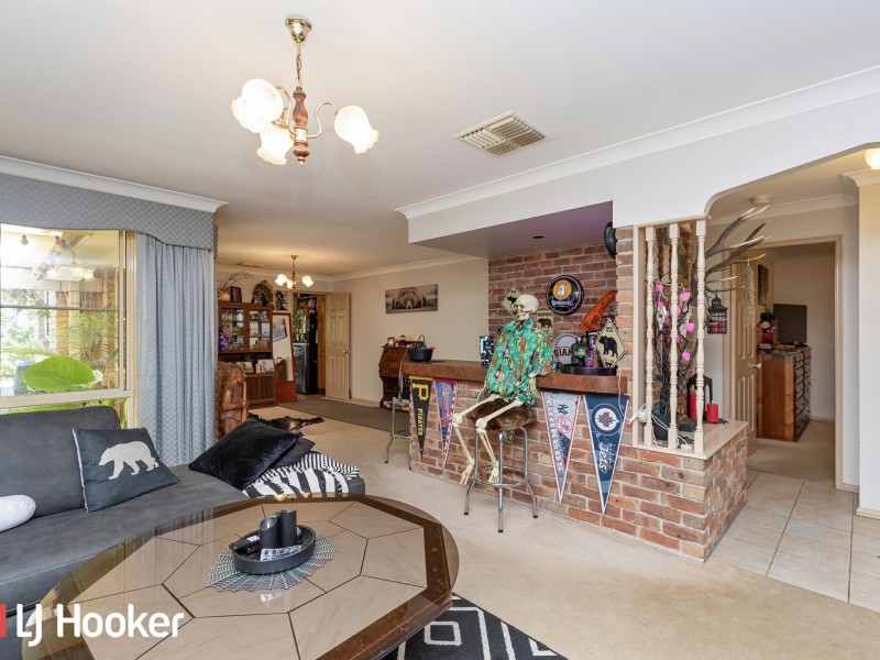 8 Caloola Street, Hillvue NSW 2340