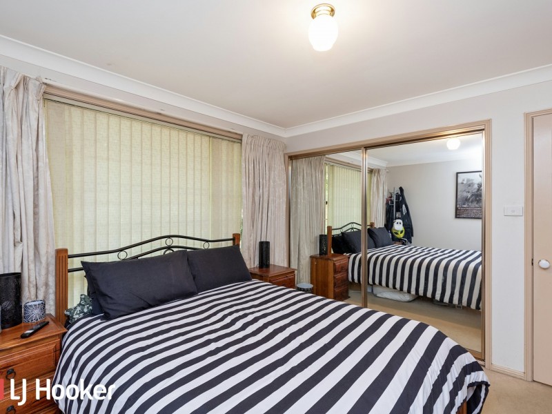 8 Caloola Street, Hillvue NSW 2340