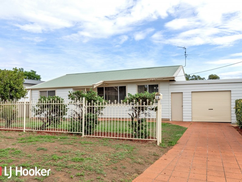26 Bell Street, South Tamworth NSW 2340
