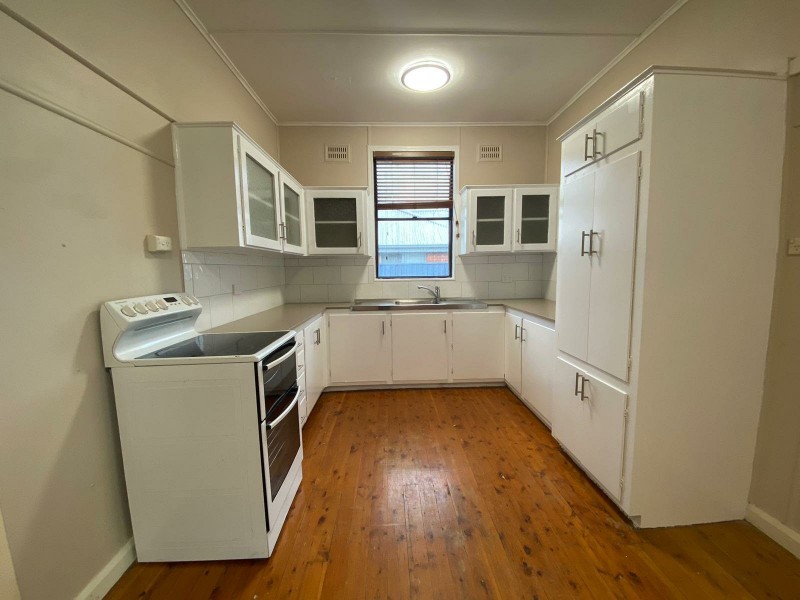 17 Bruce Street, South Tamworth NSW 2340