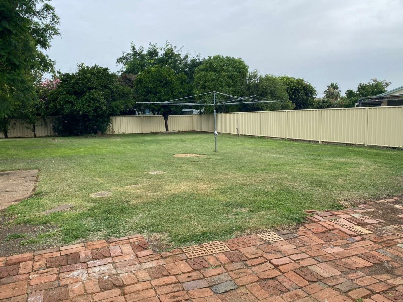 17 Bruce Street, South Tamworth NSW 2340