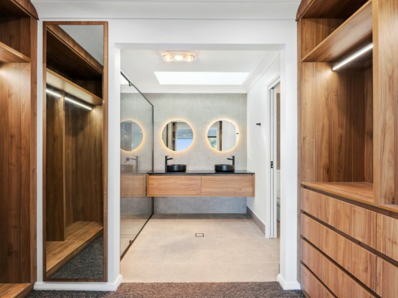 Unit 2/221 Carthage street, East Tamworth NSW 2340