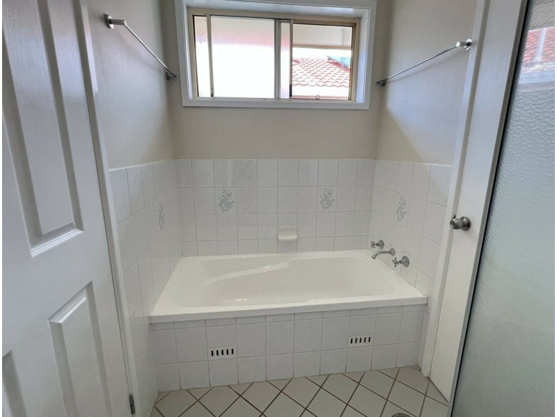 96 Edward Street, Hillvue NSW 2340