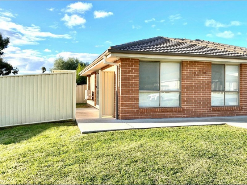 17b Goodwin Street, West Tamworth NSW 2340