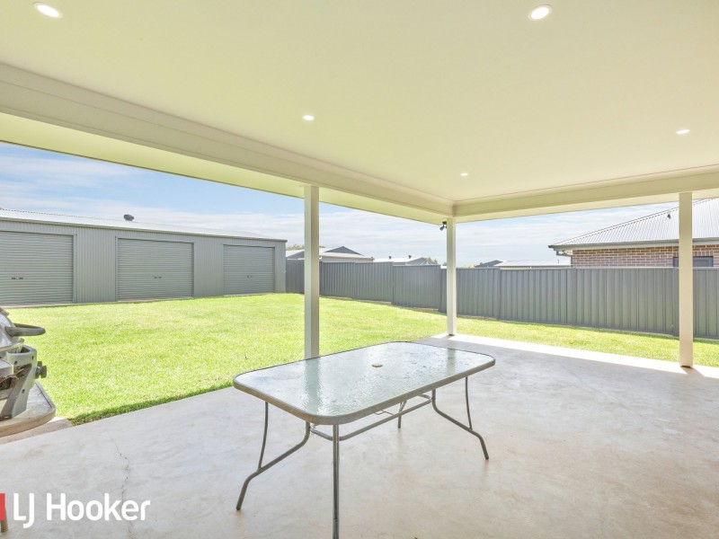 19 Mulga Place, Moore Creek NSW 2340