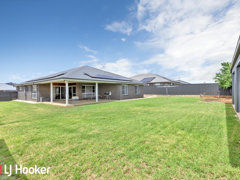 19 Mulga Place, Moore Creek NSW 2340