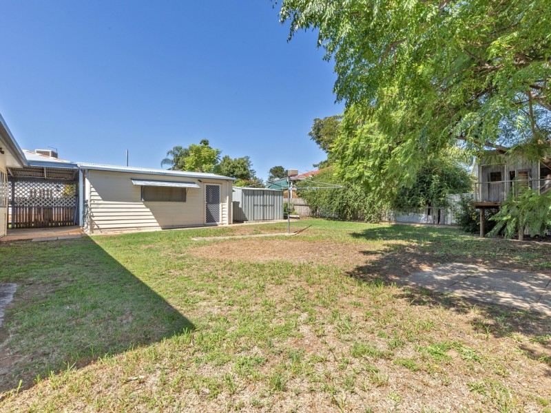 46 Oak Street, South Tamworth NSW 2340