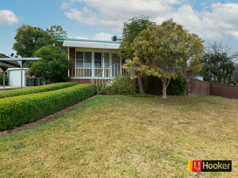 2 Fraser Crescent, Oxley Vale NSW 2340