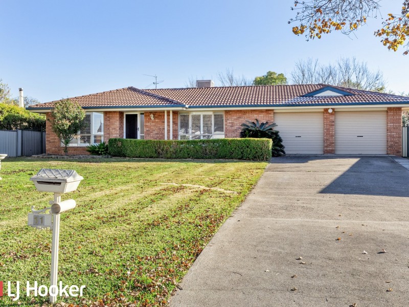 11 Matilda Place, Hillvue NSW 2340