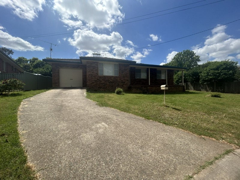 16 Jemmy Place, Oxley Vale NSW 2340