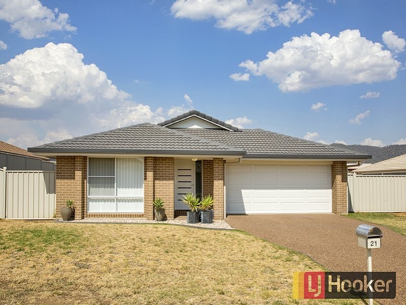 21 Wagonia Drive, Kootingal NSW 2352