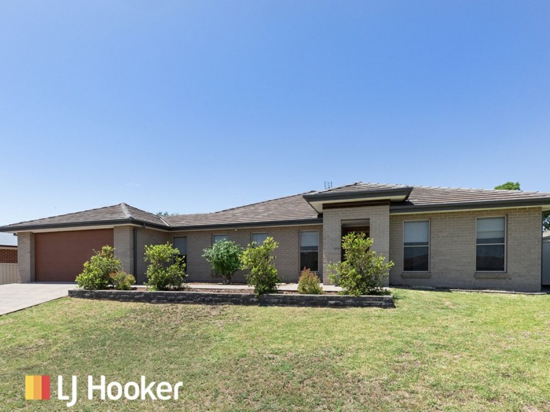 17 Warrah Drive, Calala NSW 2340