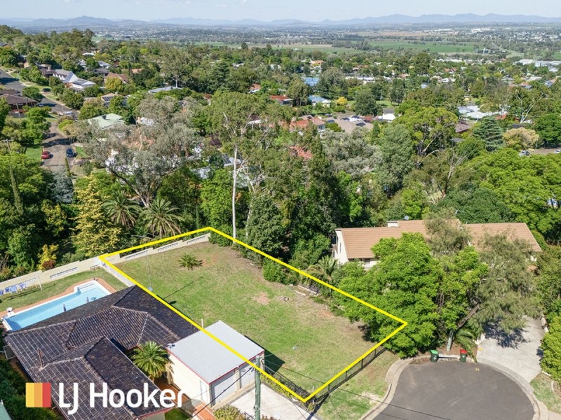 8 Nyrang Avenue, East Tamworth NSW 2340
