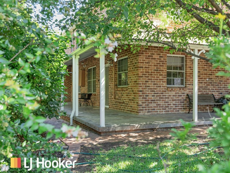 2/42 White Street, East Tamworth NSW 2340