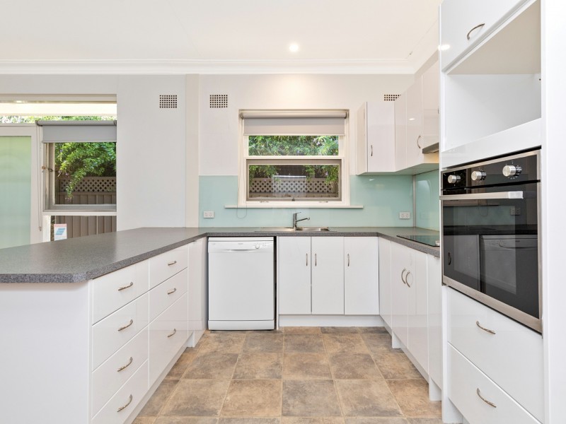 8 Russell Street, Tamworth NSW 2340