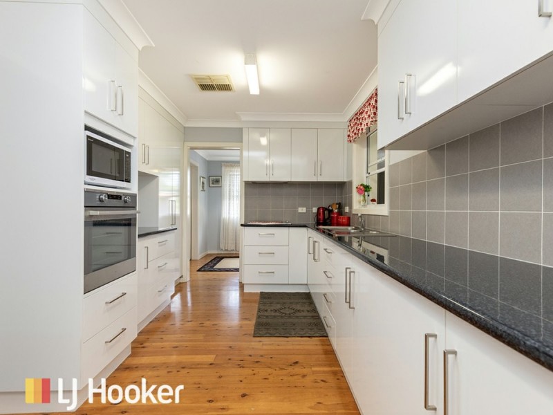 7 Warren Street, South Tamworth NSW 2340