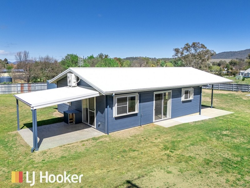 8F Charles Street, Moonbi NSW 2353