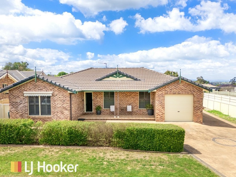 1/4 Bandalong Street, Hillvue NSW 2340
