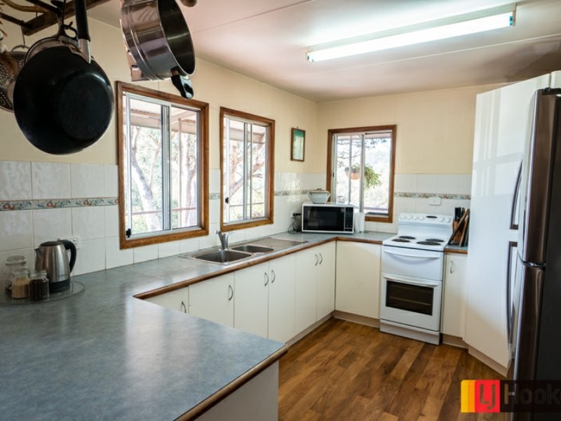 457 Moonbi Gap Road, Moore Creek NSW 2340
