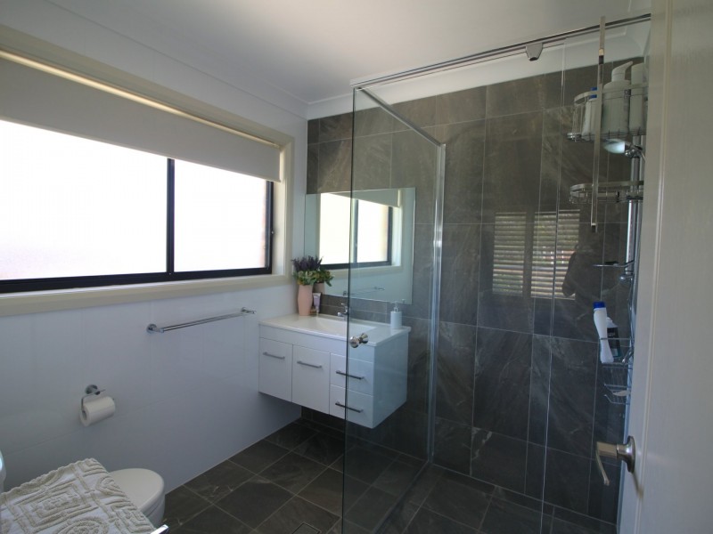 9a Panorama Road, Calala NSW 2340