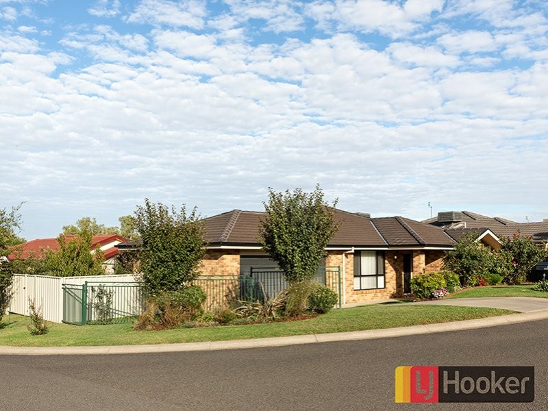 4 Lilly Pilly, Oxley Vale NSW 2340
