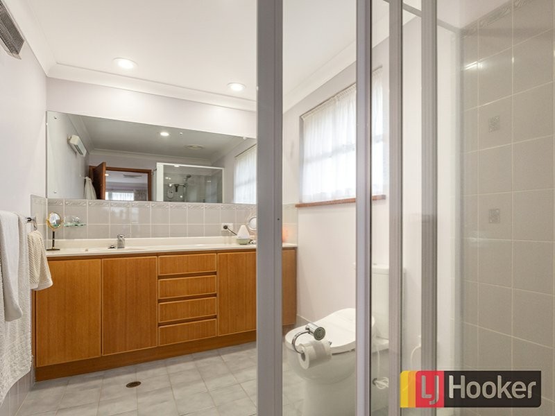 4 Overlanders Way, Tamworth NSW 2340