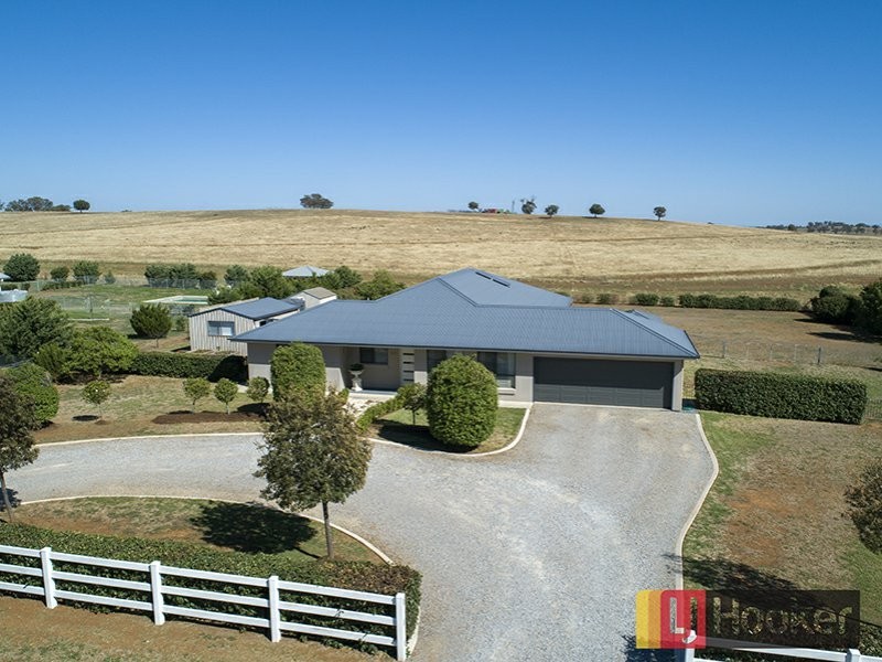 19 Sequoia, Moore Creek NSW 2340
