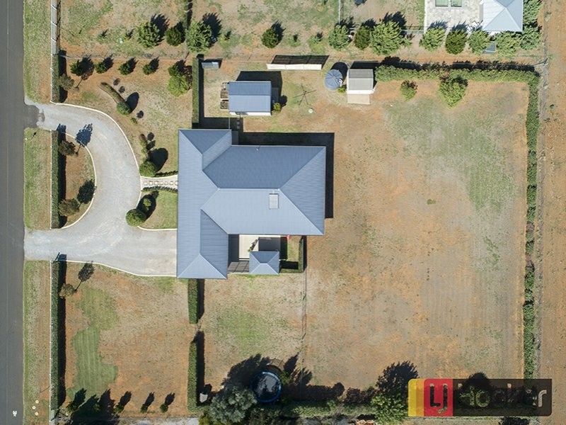 19 Sequoia, Moore Creek NSW 2340