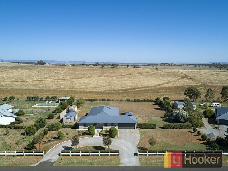19 Sequoia, Moore Creek NSW 2340