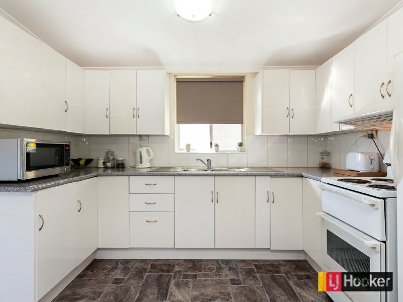 34-36 Canning Street, Woolomin NSW 2340