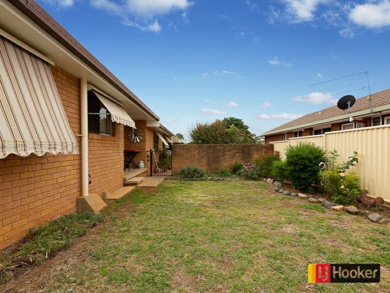 2/35 Susanne Street, South Tamworth NSW 2340