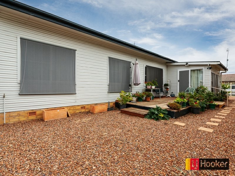 8 Jenkin Street, South Tamworth NSW 2340