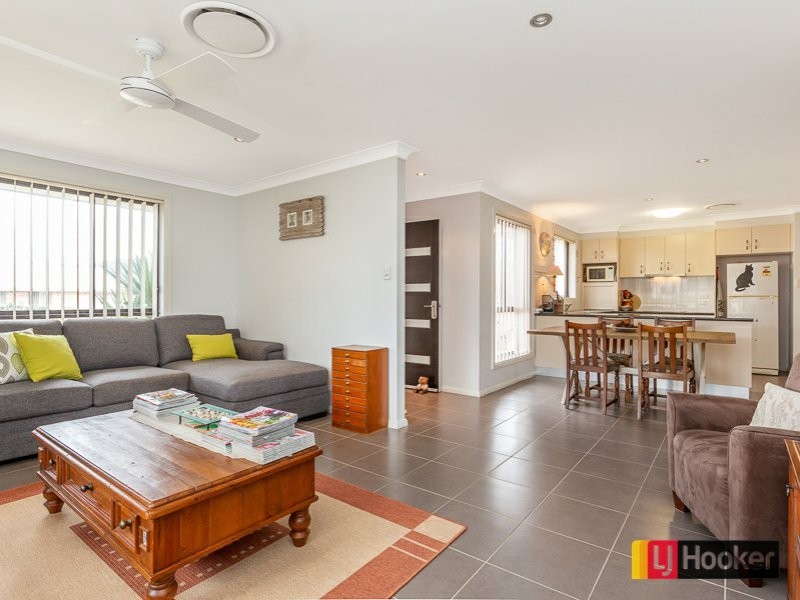 2 Iris Close, Kootingal NSW 2352