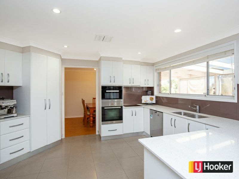 7 Jacaranda Place, Oxley Vale NSW 2340