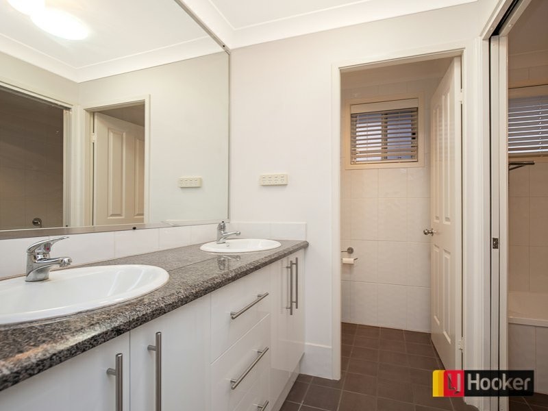 7 Jacaranda Place, Oxley Vale NSW 2340