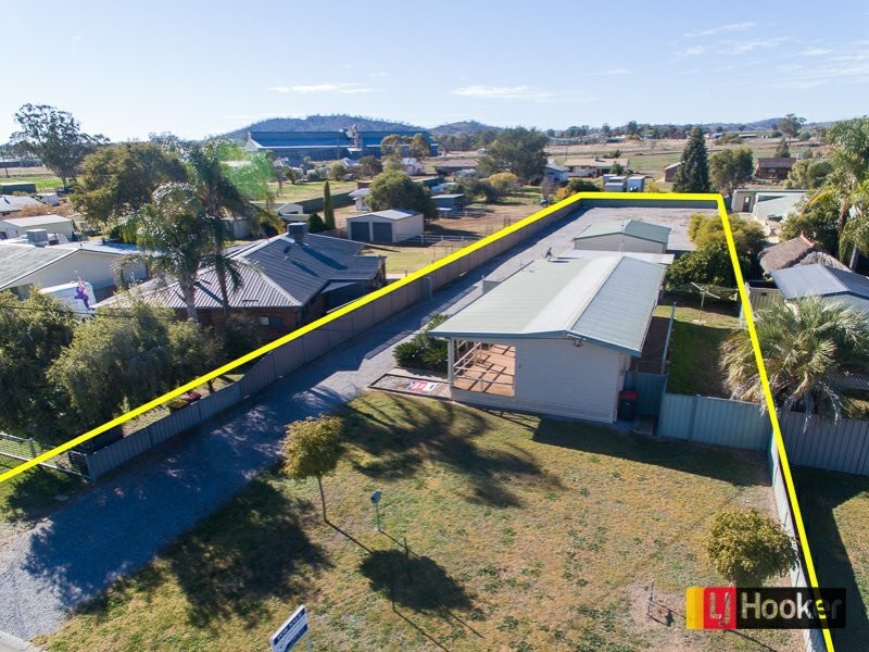 5 Veness Street, Manilla NSW 2346