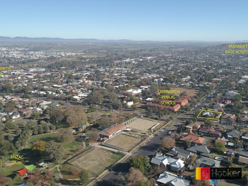 128 Brisbane Street, Tamworth NSW 2340
