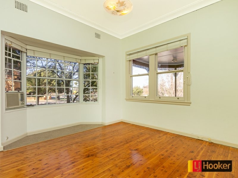 128 Brisbane Street, Tamworth NSW 2340