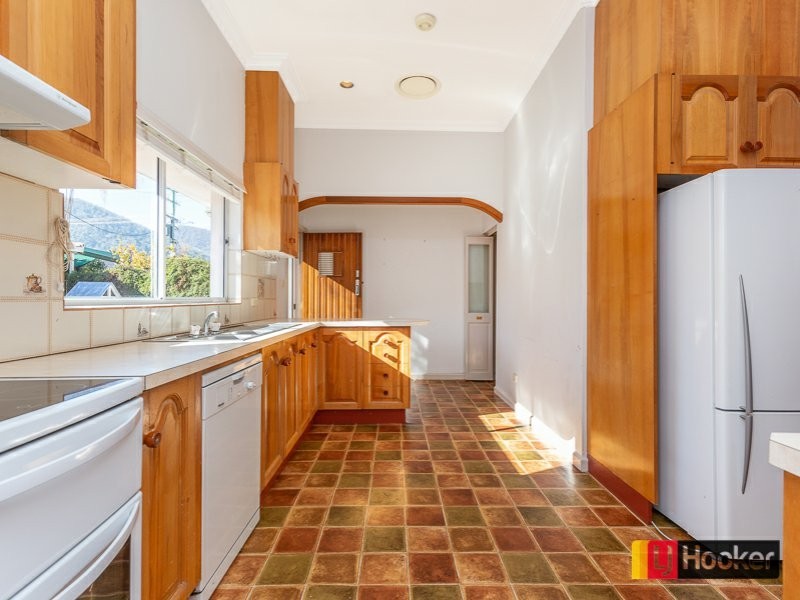 128 Brisbane Street, Tamworth NSW 2340