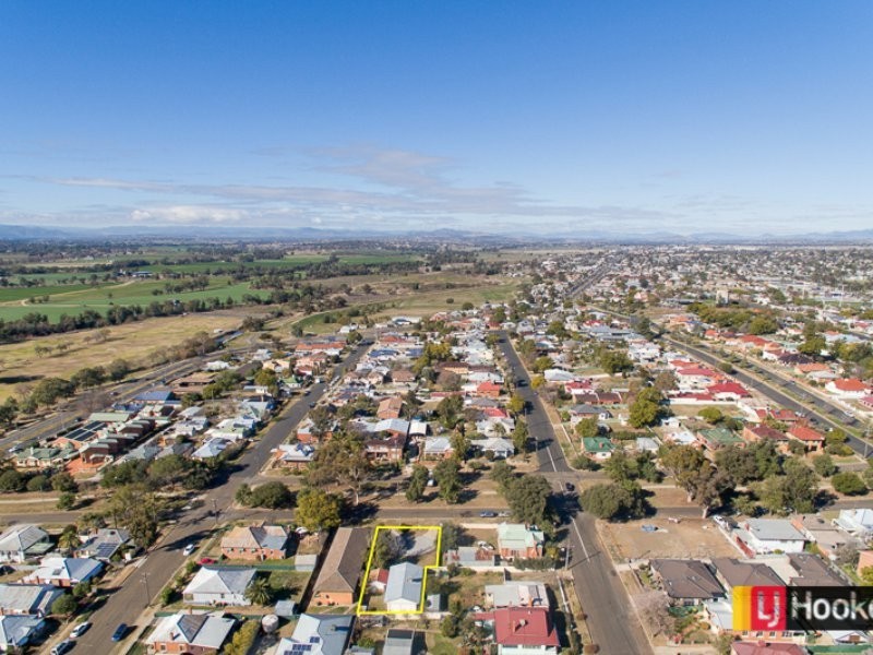 9 Gipps Street, Tamworth NSW 2340